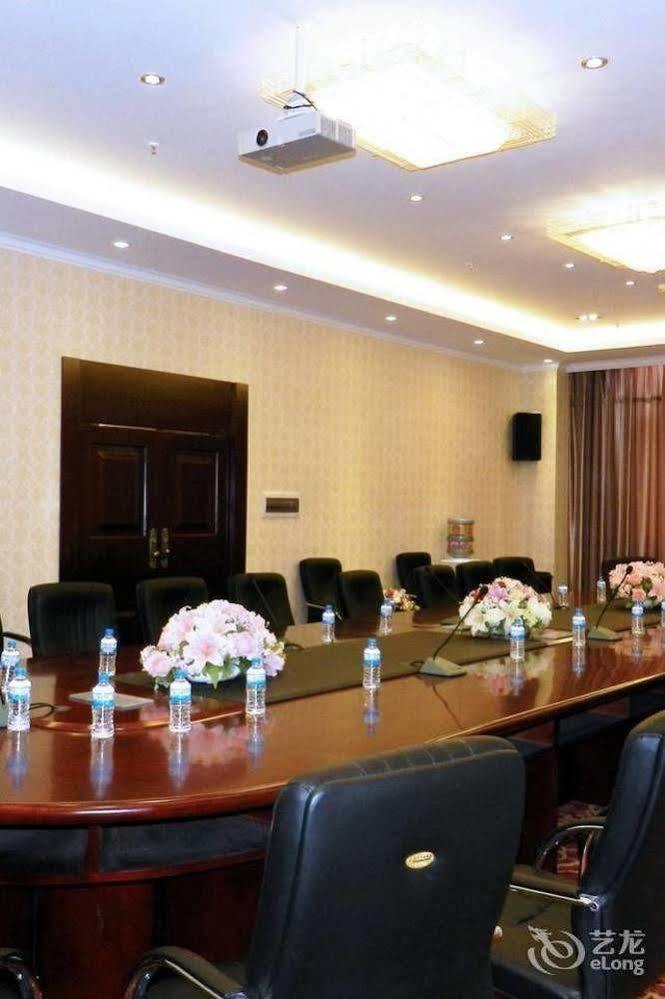 Landmark Hotel Kunming Eksteriør billede